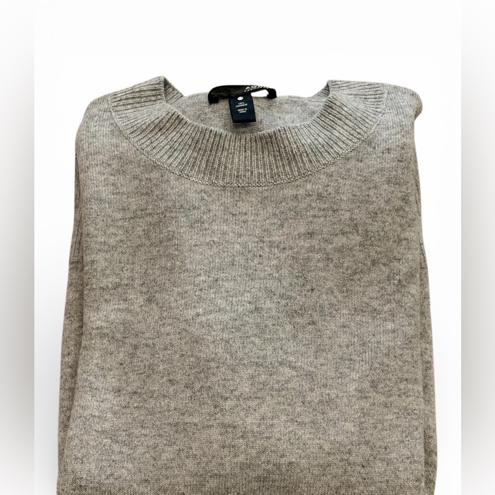 Aqua Cashmere Long Sleeve Sweater Size Small Cinched Ties‎ on Bottom
